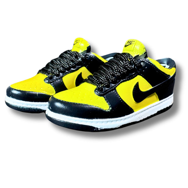 Mini Tênis de Dedo - Nike Dunk Low Black Gold